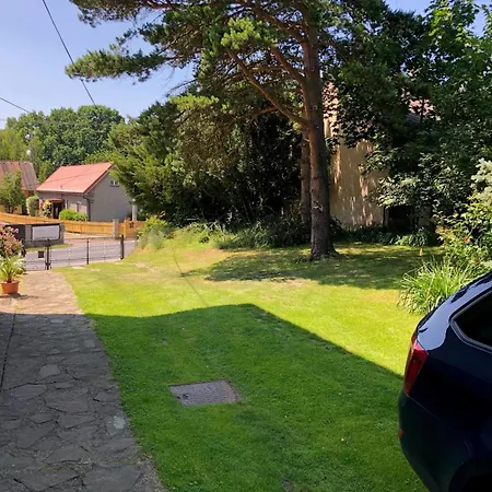 1 Bedroom Flat Own Entrance Apartment