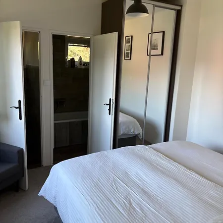1 Bedroom Flat Own Entrance Vratimov