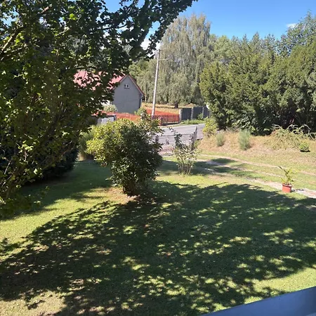 1 Bedroom Flat Own Entrance *